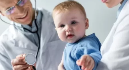baby-with-doctor-and-nurse